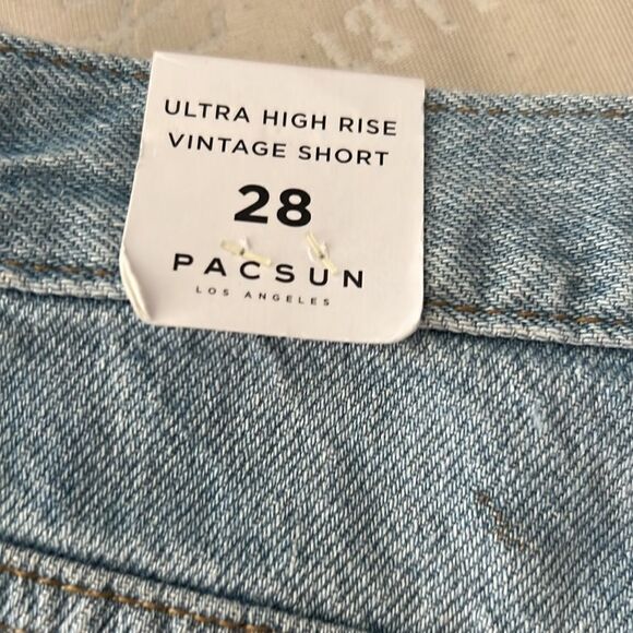 PAC SUN ULTRA HIGH RISE VINTAGE SHORTS size 28 - Picture 3 of 7
